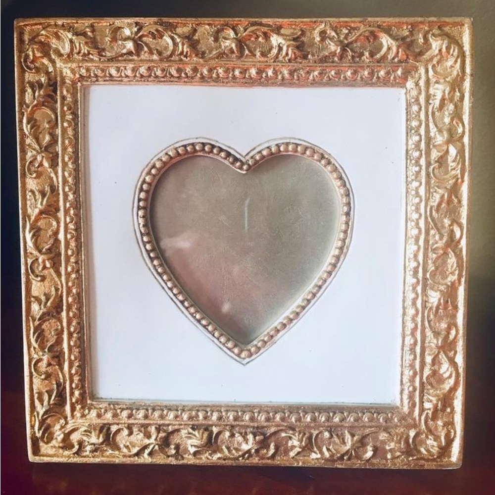 Vintage Valentines Heart Photo Frame White Gold